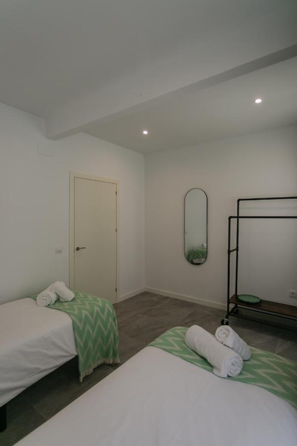 Lujoso Apartamento Con Piscina Compartida 3 Seville Exterior photo